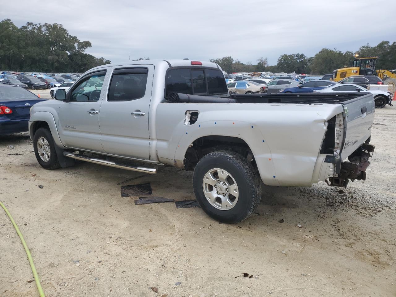 2011 Toyota Tacoma - Image 2