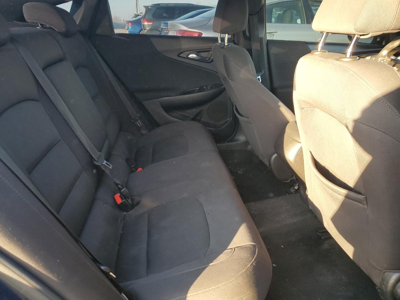 2017 Chevrolet Malibu - Image 10