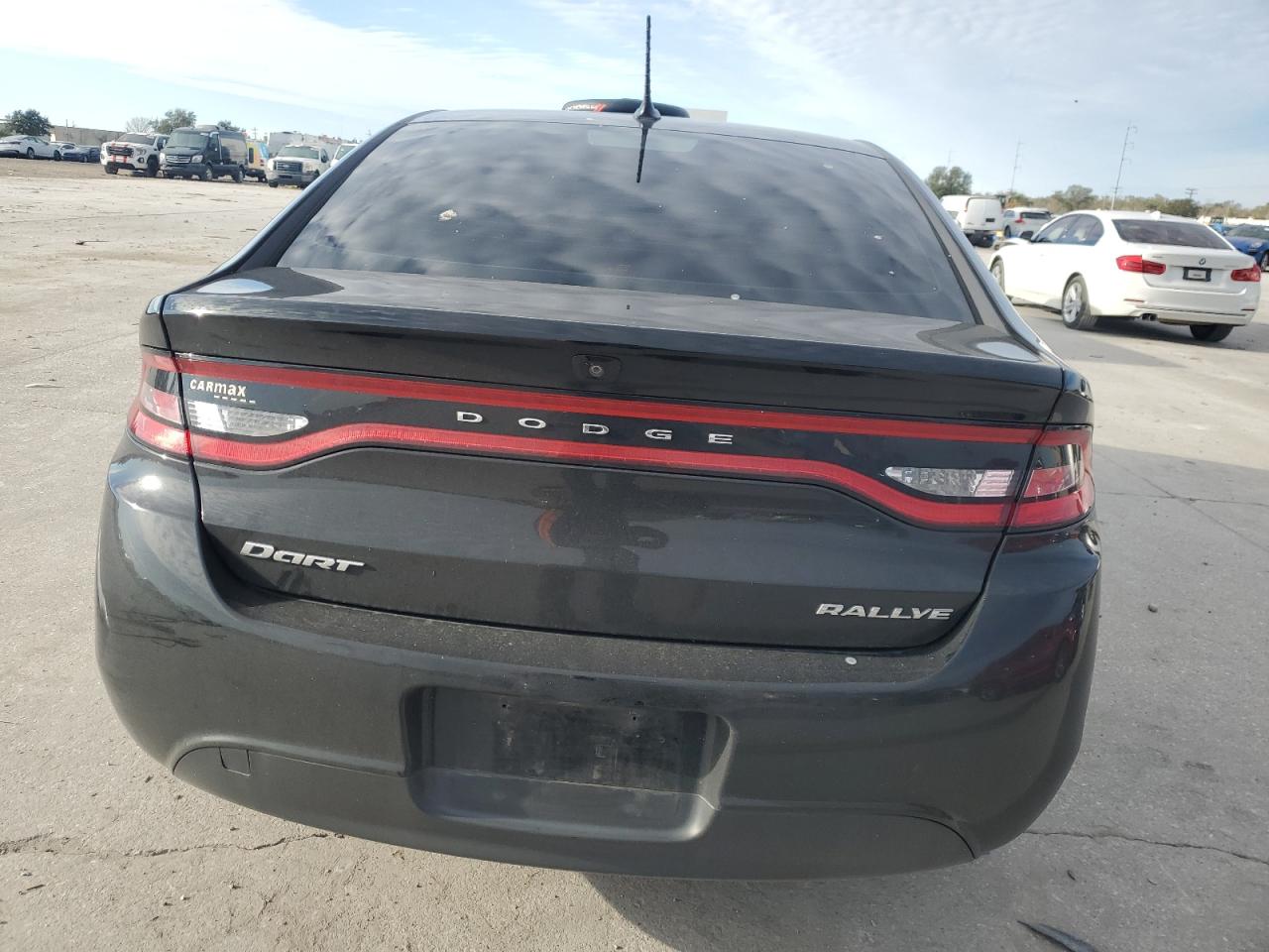 2016 Dodge Dart - Image 6