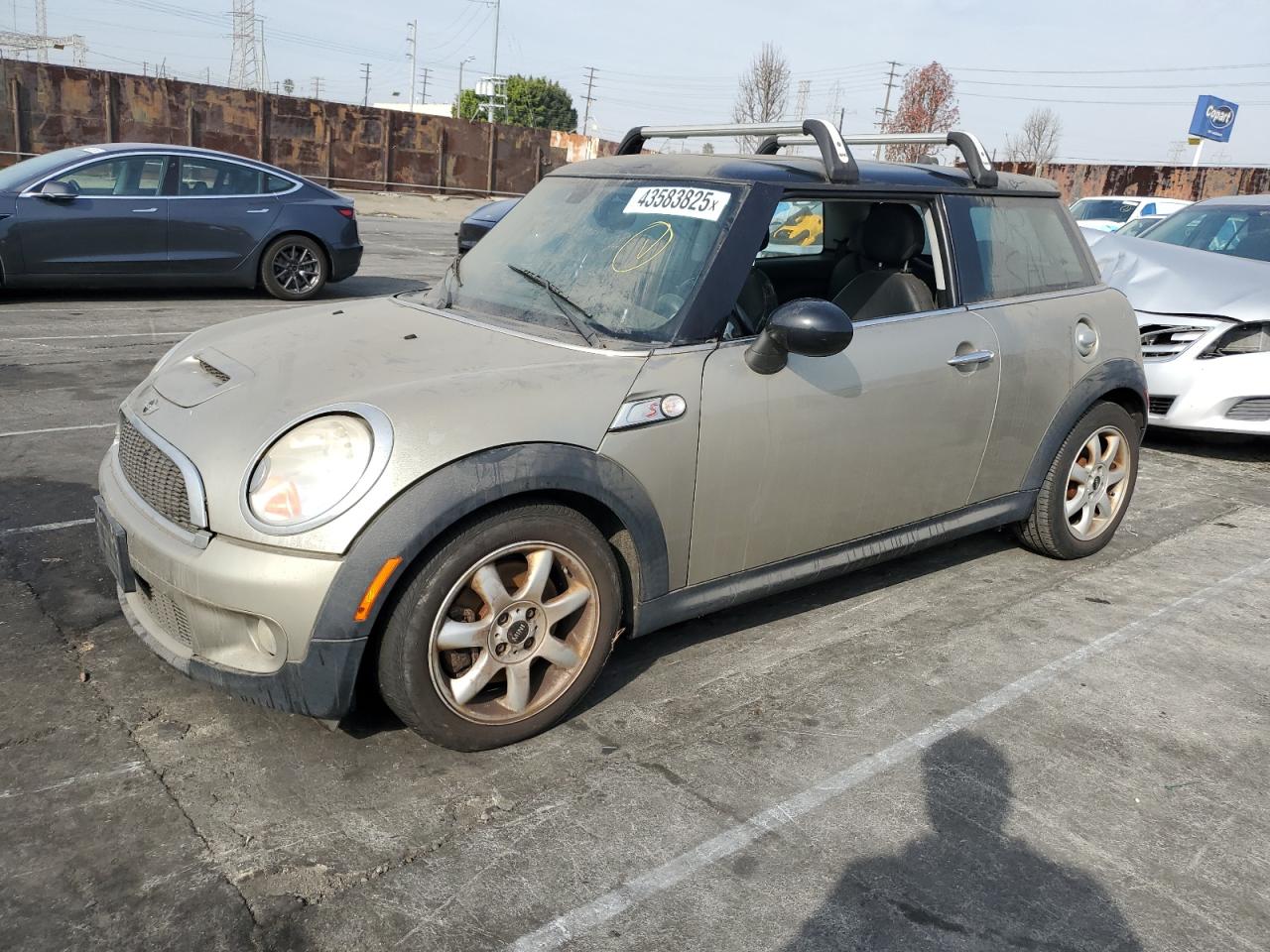 2009 MINI Cooper - Image 1