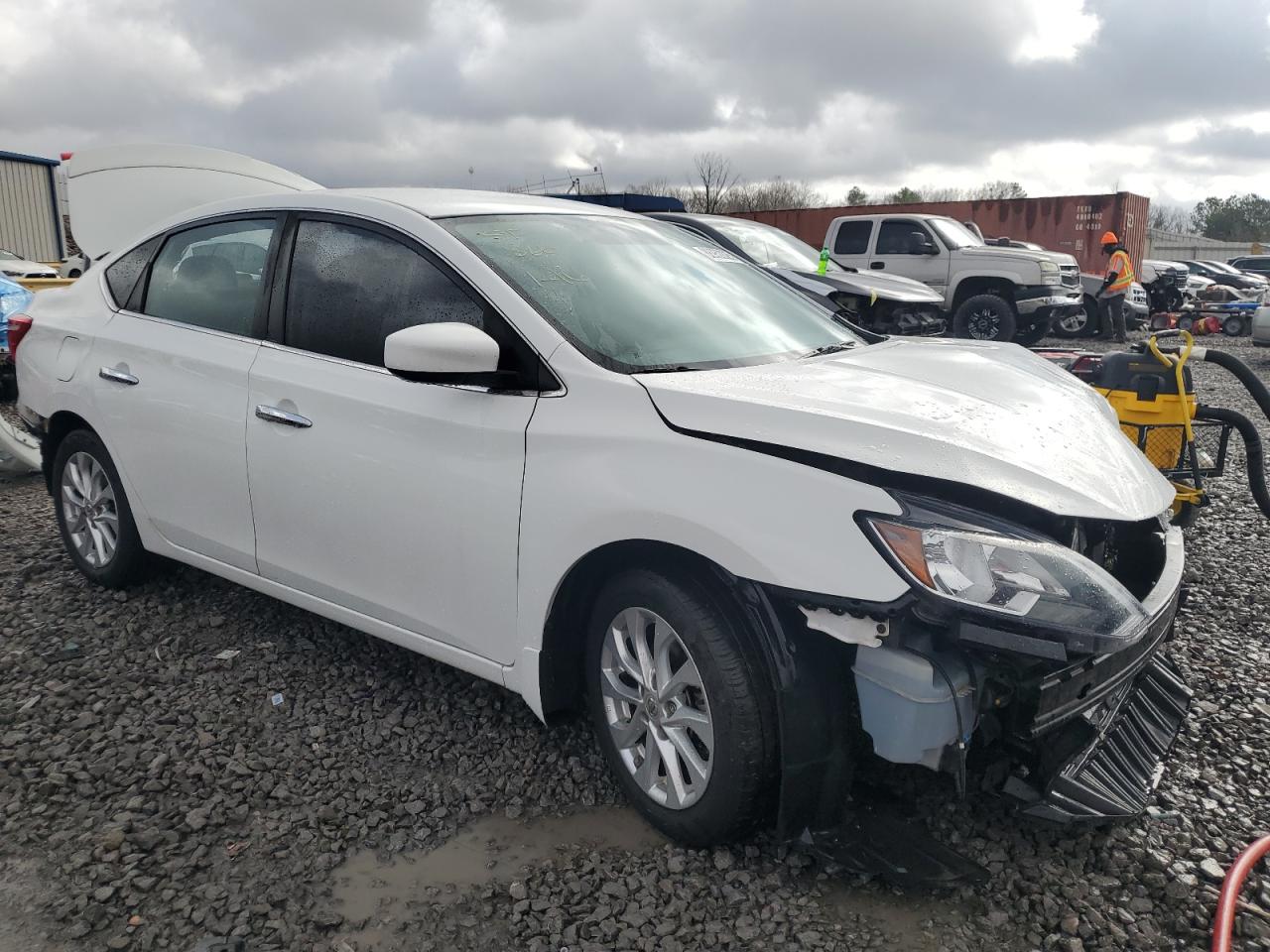 2017 Nissan Sentra - Image 4