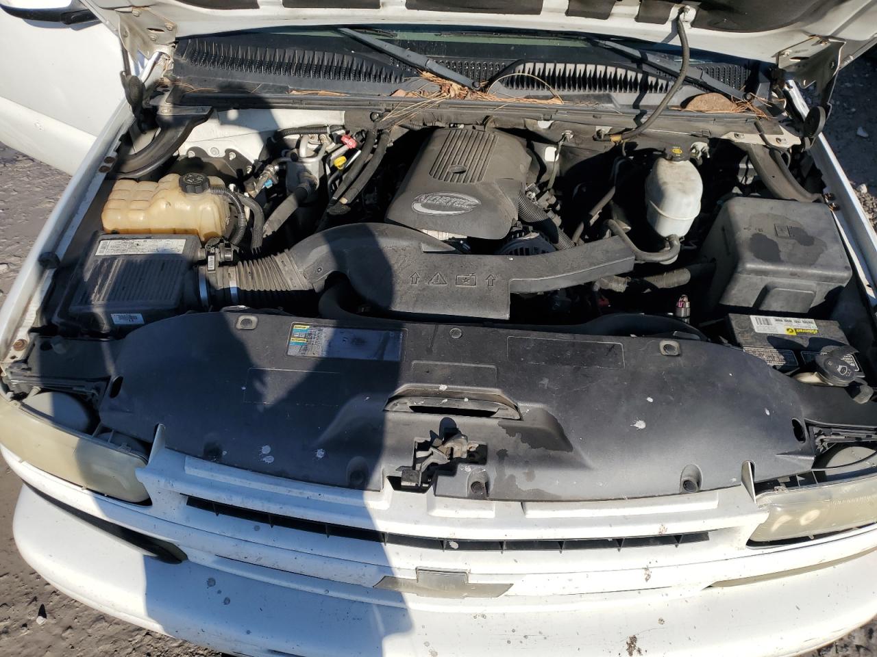 2006 Chevrolet Tahoe - Image 12