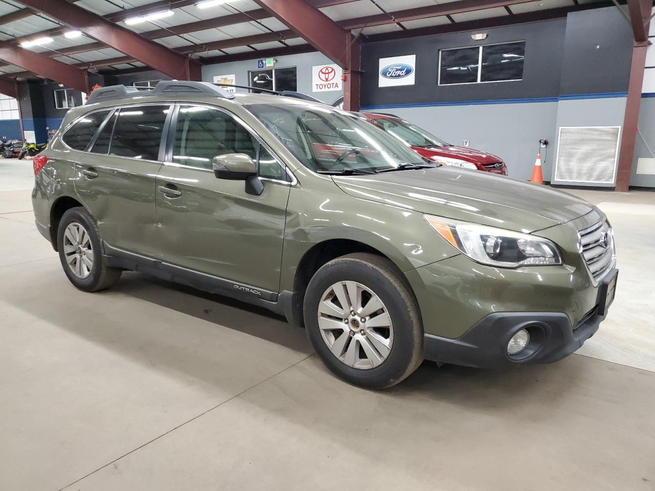 2015 Subaru Outback - Image 4