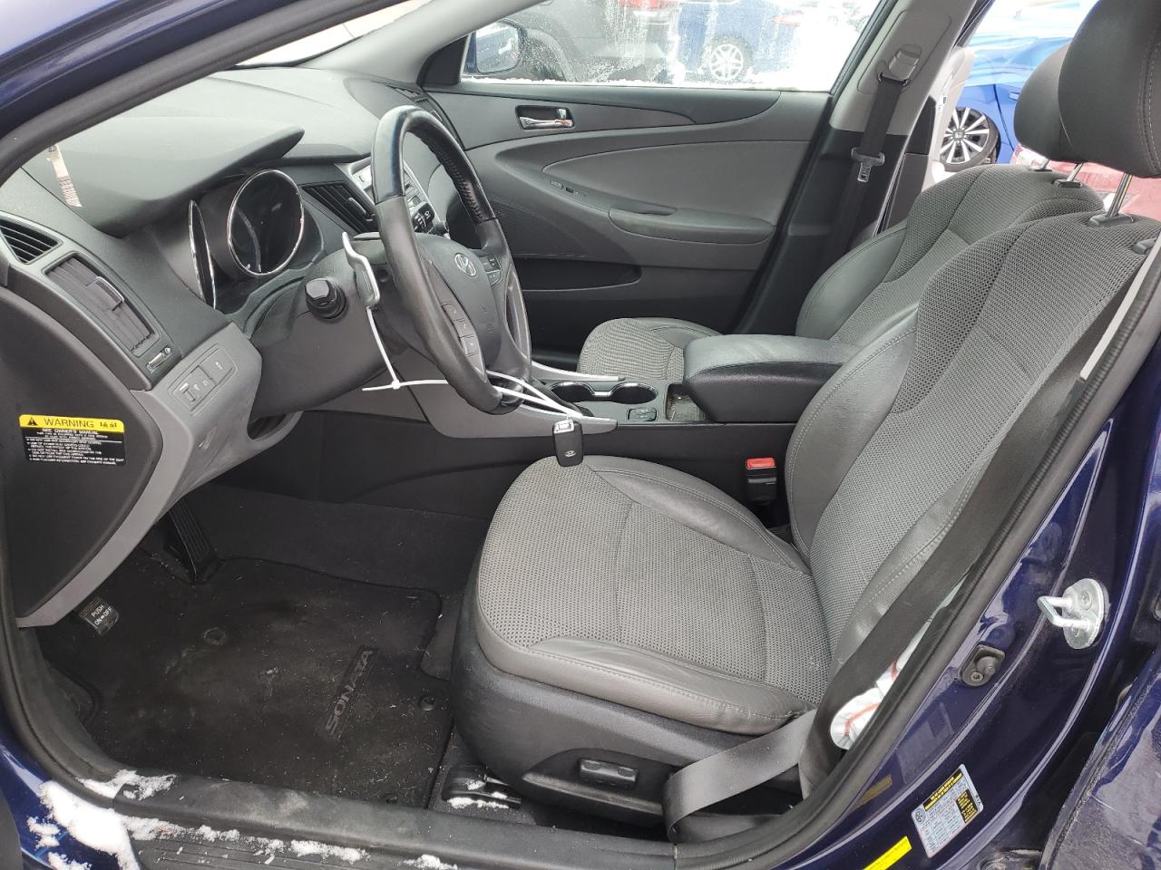 2013 Hyundai Sonata - Image 7