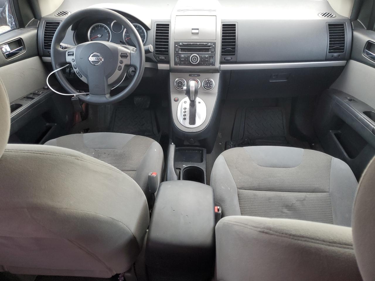 2011 Nissan Sentra - Image 8