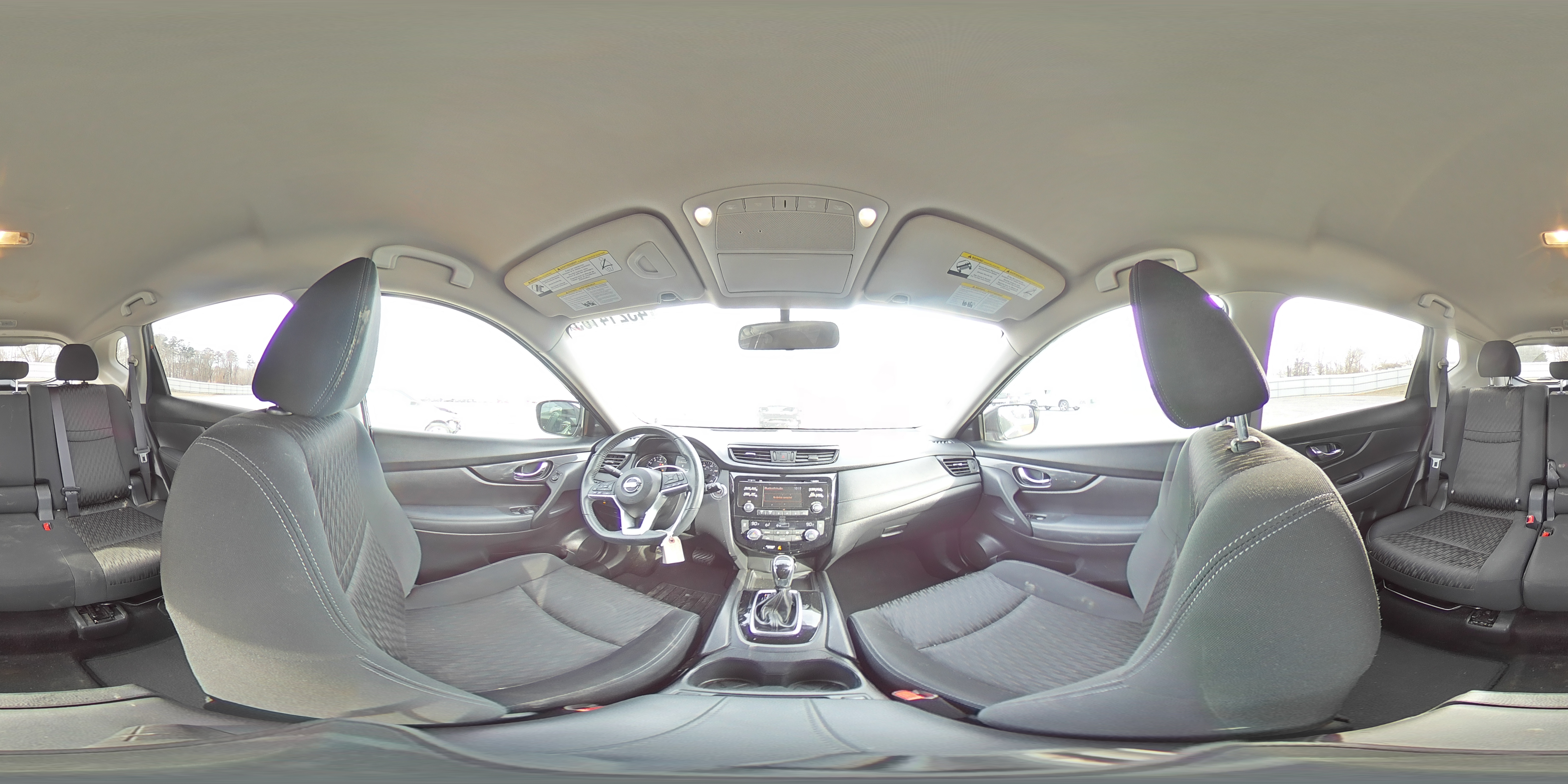 2017 Nissan Rogue - Image 13