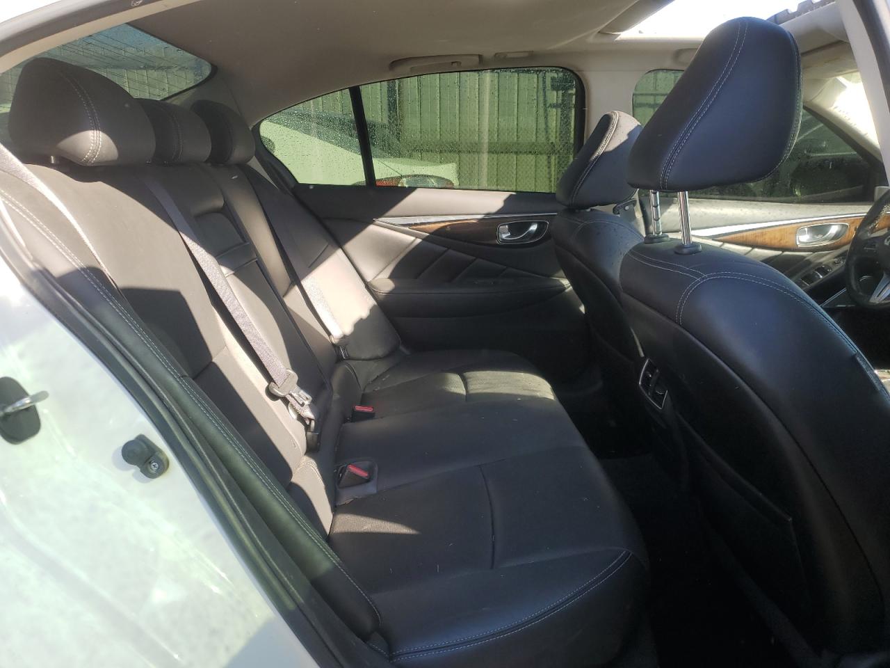 2018 Infiniti Q50 - Image 10