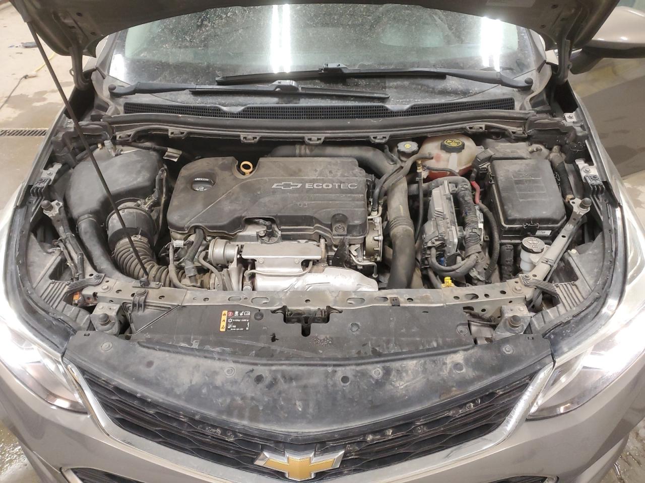 2017 Chevrolet Cruze - Image 11