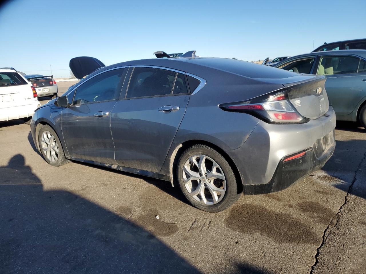 VIN 1G1RB6S50JU124785 2018 CHEVROLET VOLT no.2