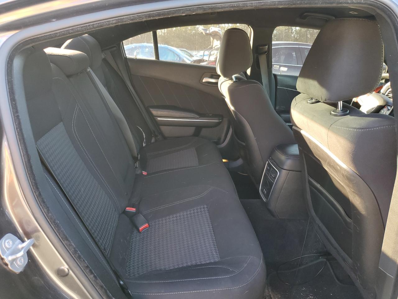 2018 Dodge Charger - Image 10
