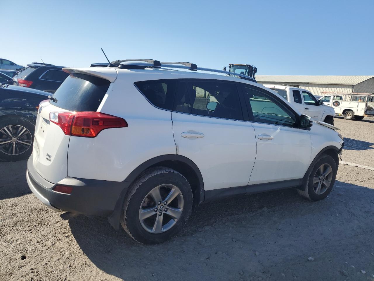 2015 Toyota RAV 4 - Image 3