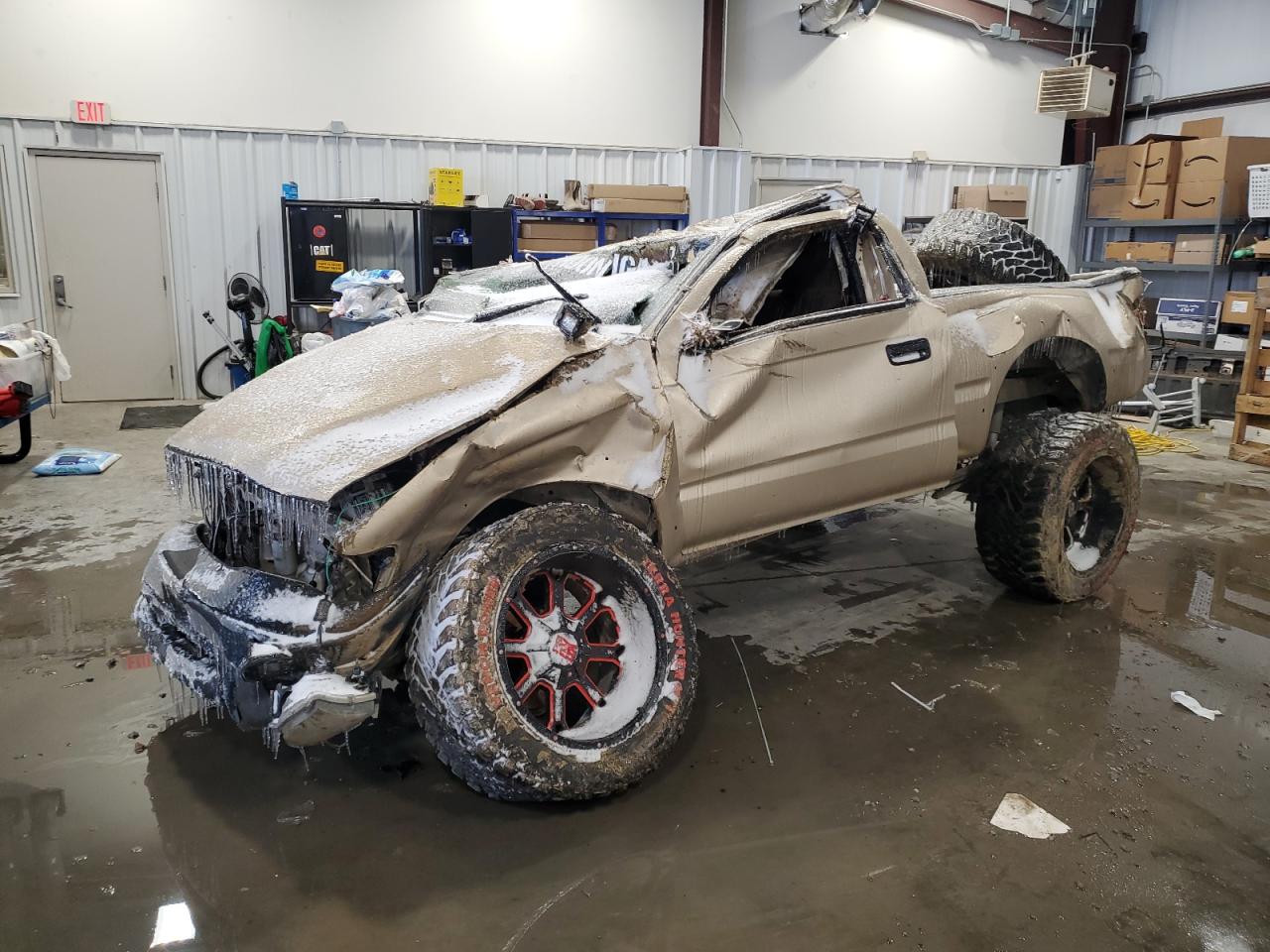 2004 Toyota Tacoma for Sale in Earlington, KY - Rollover