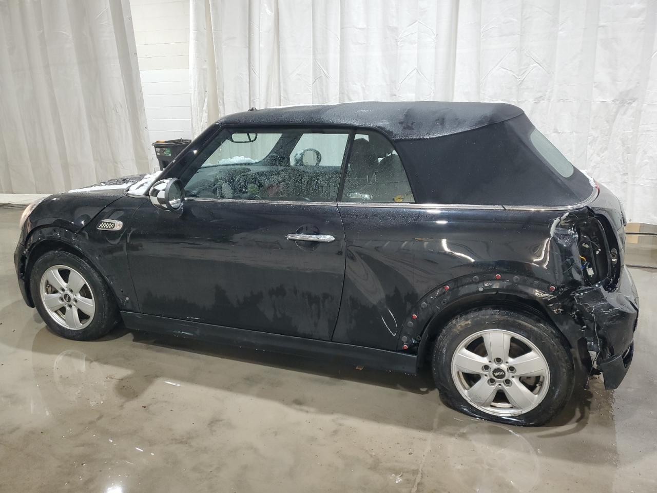 2017 MINI Cooper - Image 2