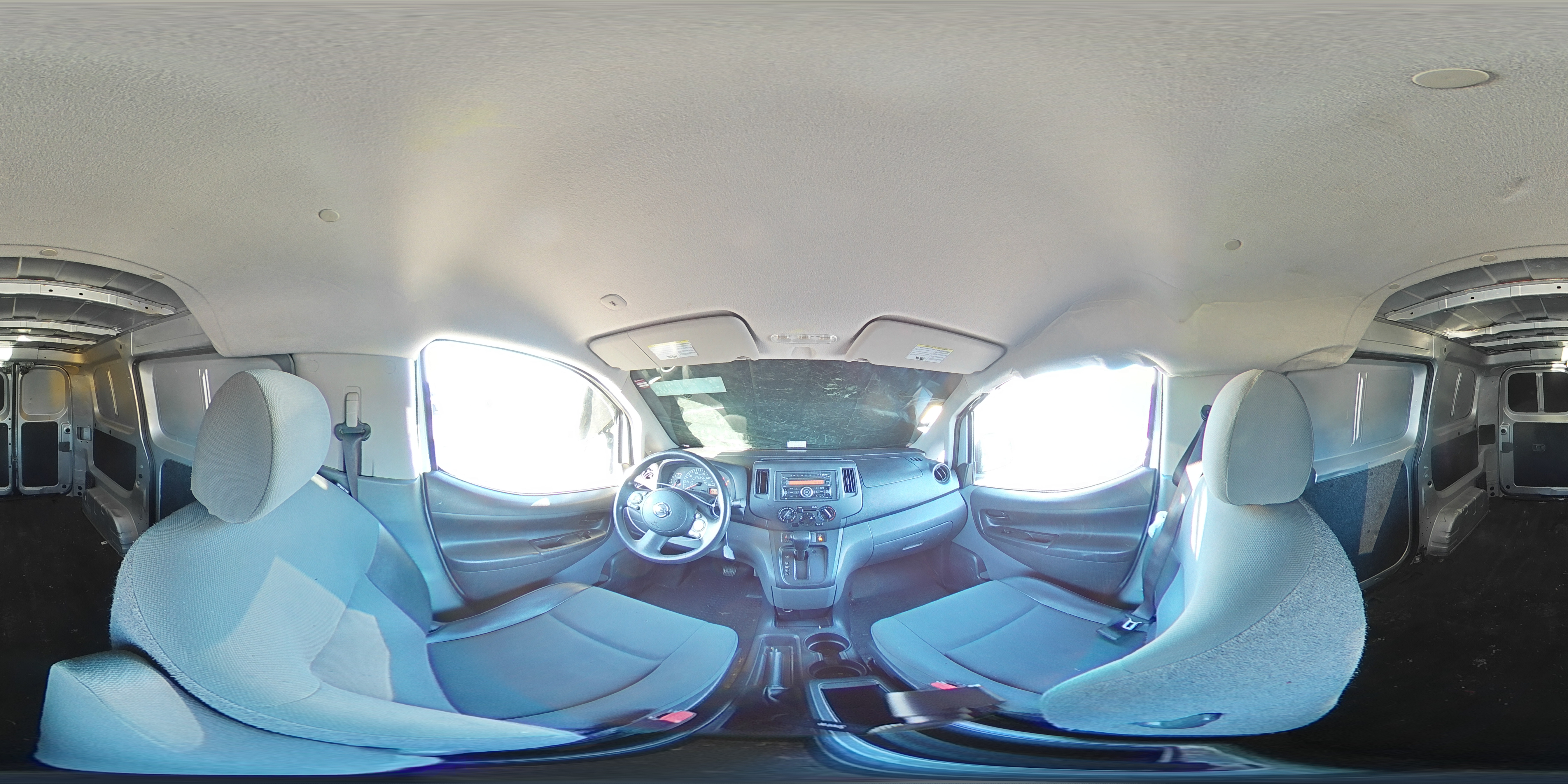 2015 Nissan NV - Image 14