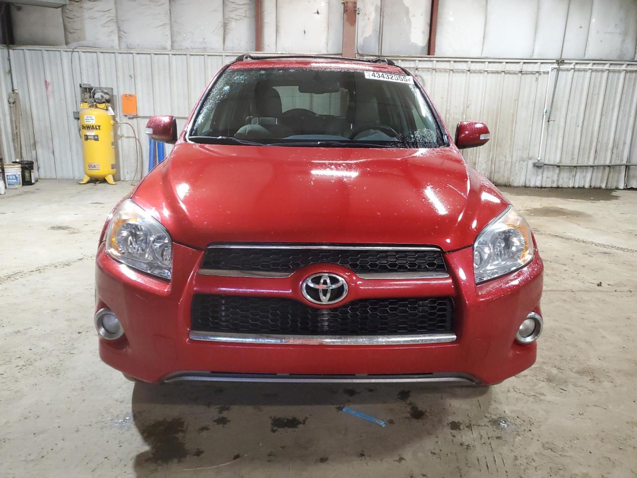 2012 Toyota RAV 4 - Image 5
