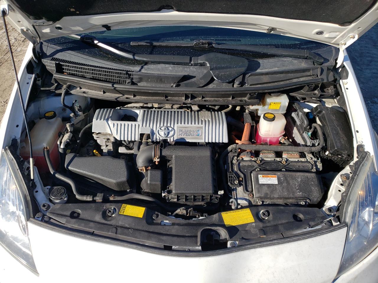 2013 Toyota Prius - Image 11