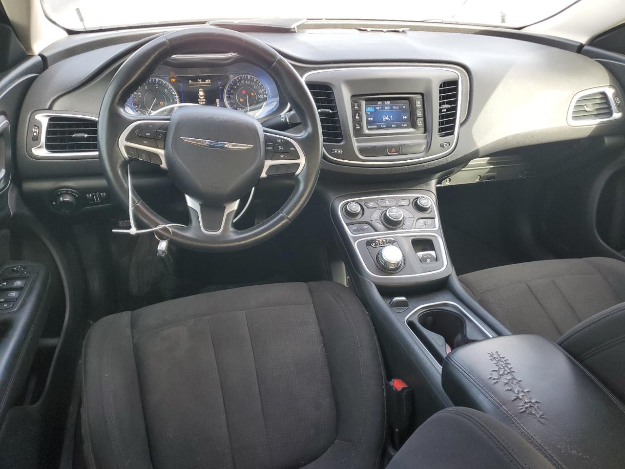 2015 Chrysler 200 - Image 8