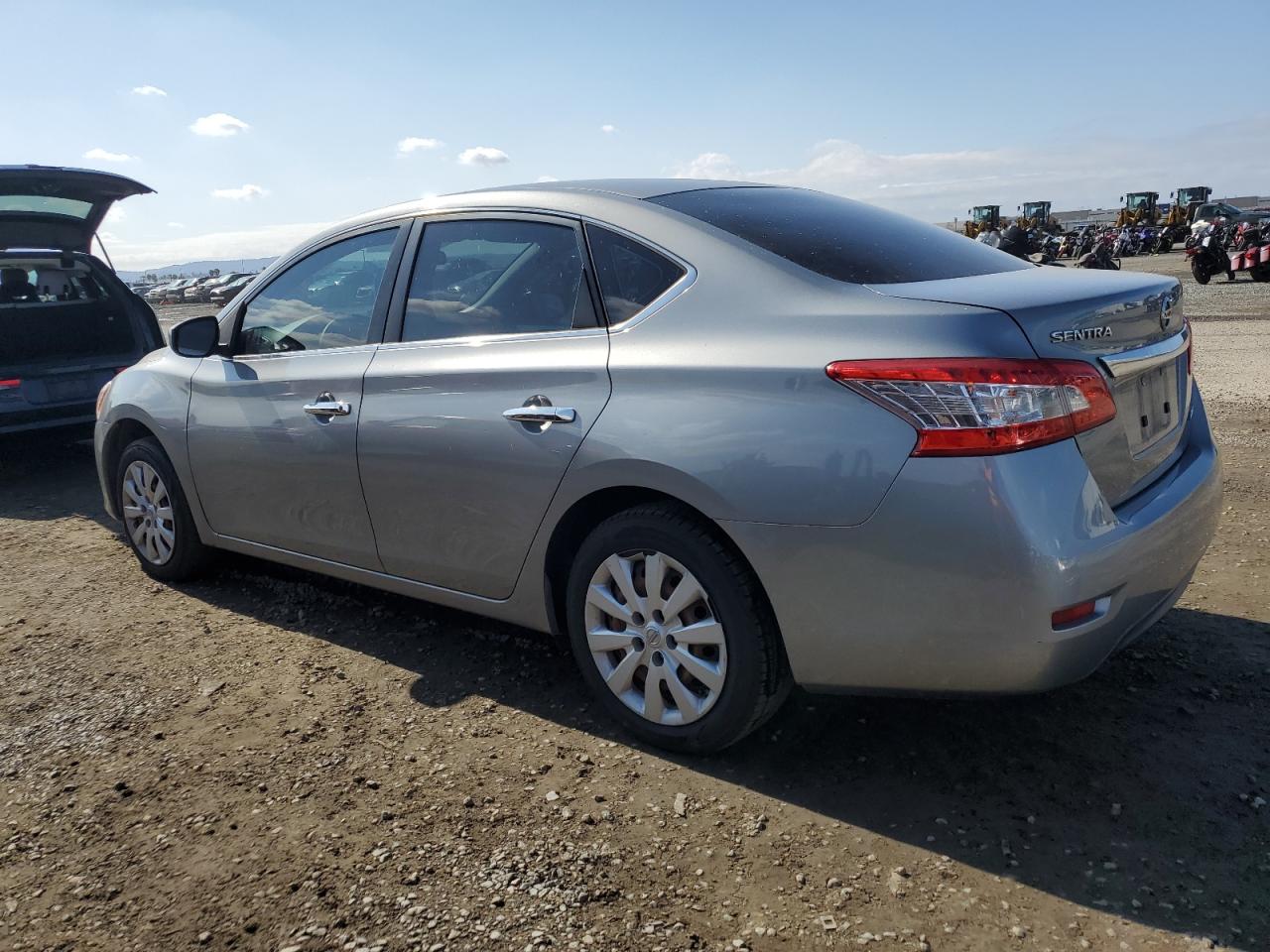 2014 Nissan Sentra - Image 2