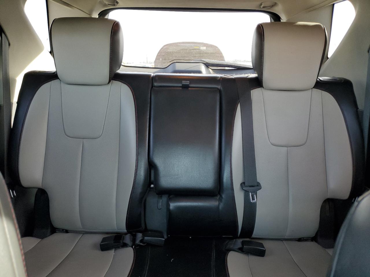 2010 Chevrolet Equinox - Image 10