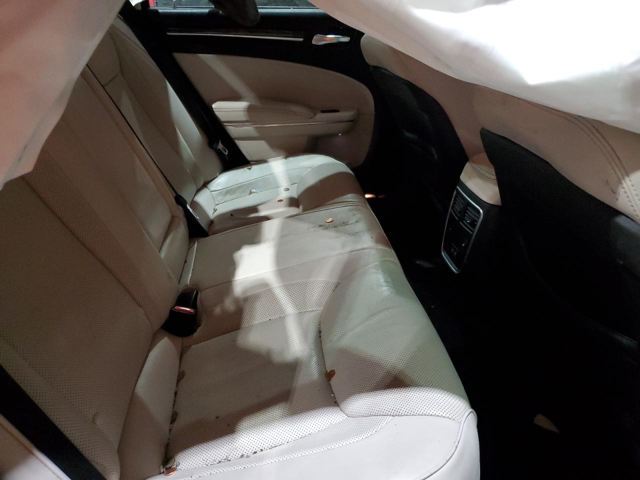 2018 Chrysler 300 Limited VIN: 2C3CCAKG5JH194613 Lot: 42116955