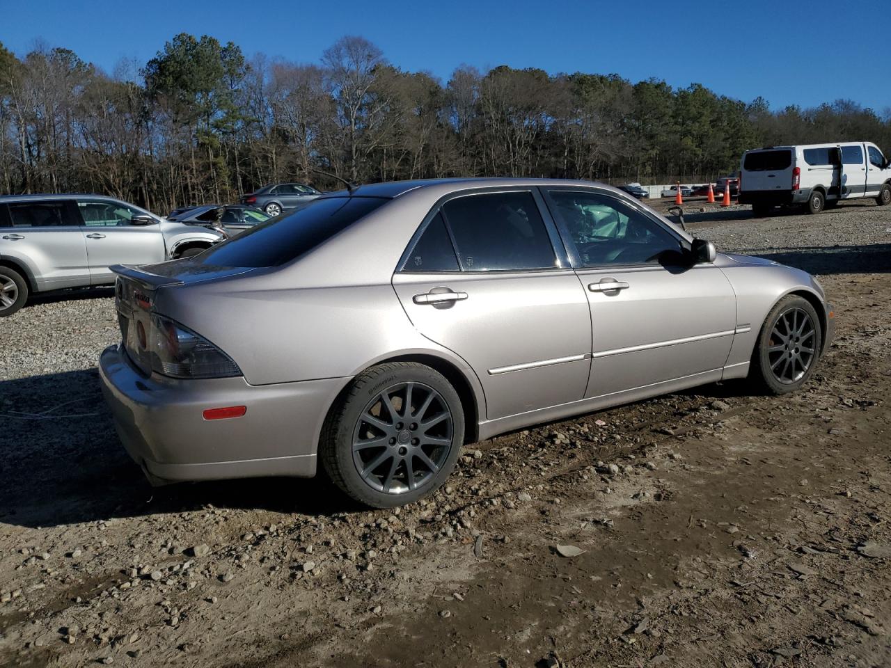 2003 Lexus IS - Image 3