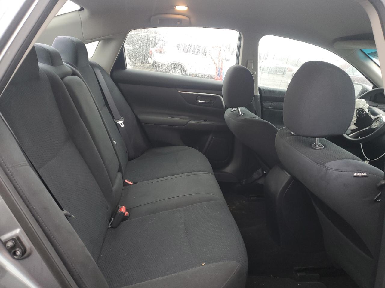 2015 Nissan Altima - Image 10