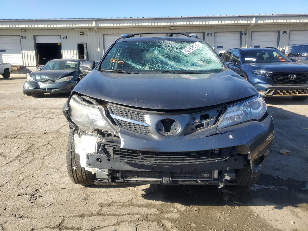 2014 Toyota RAV 4 - Image 5
