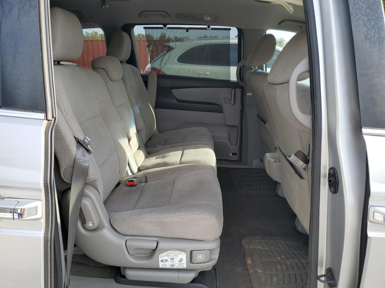 2012 Honda Odyssey - Image 11