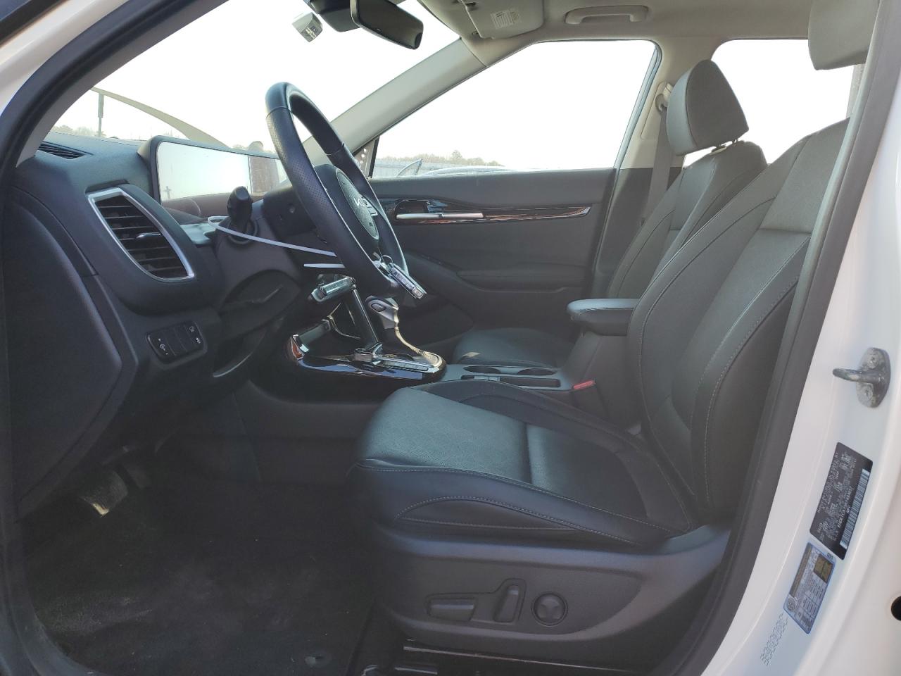 2024 Kia Seltos - Image 7