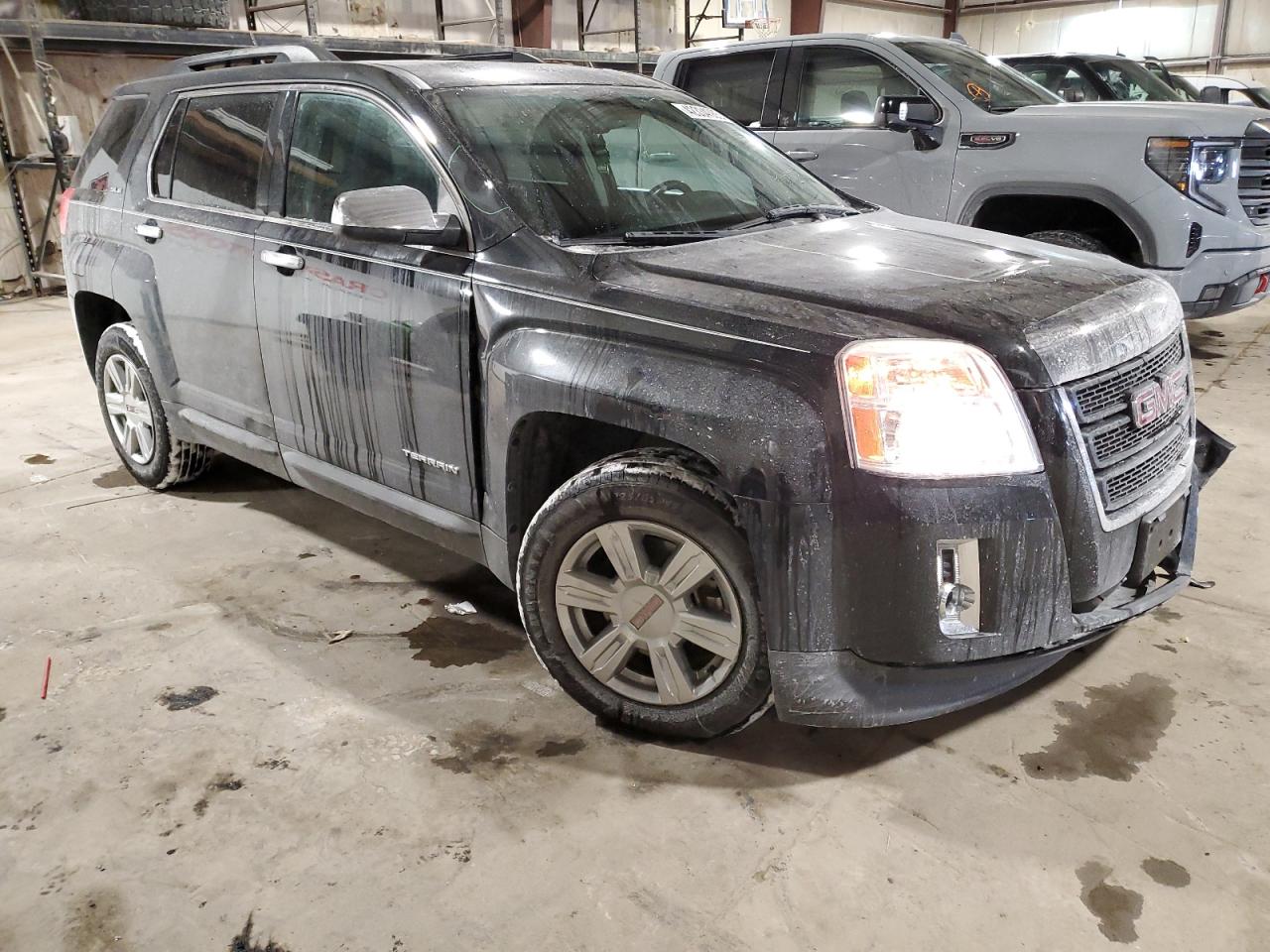 2015 GMC Terrain - Image 4
