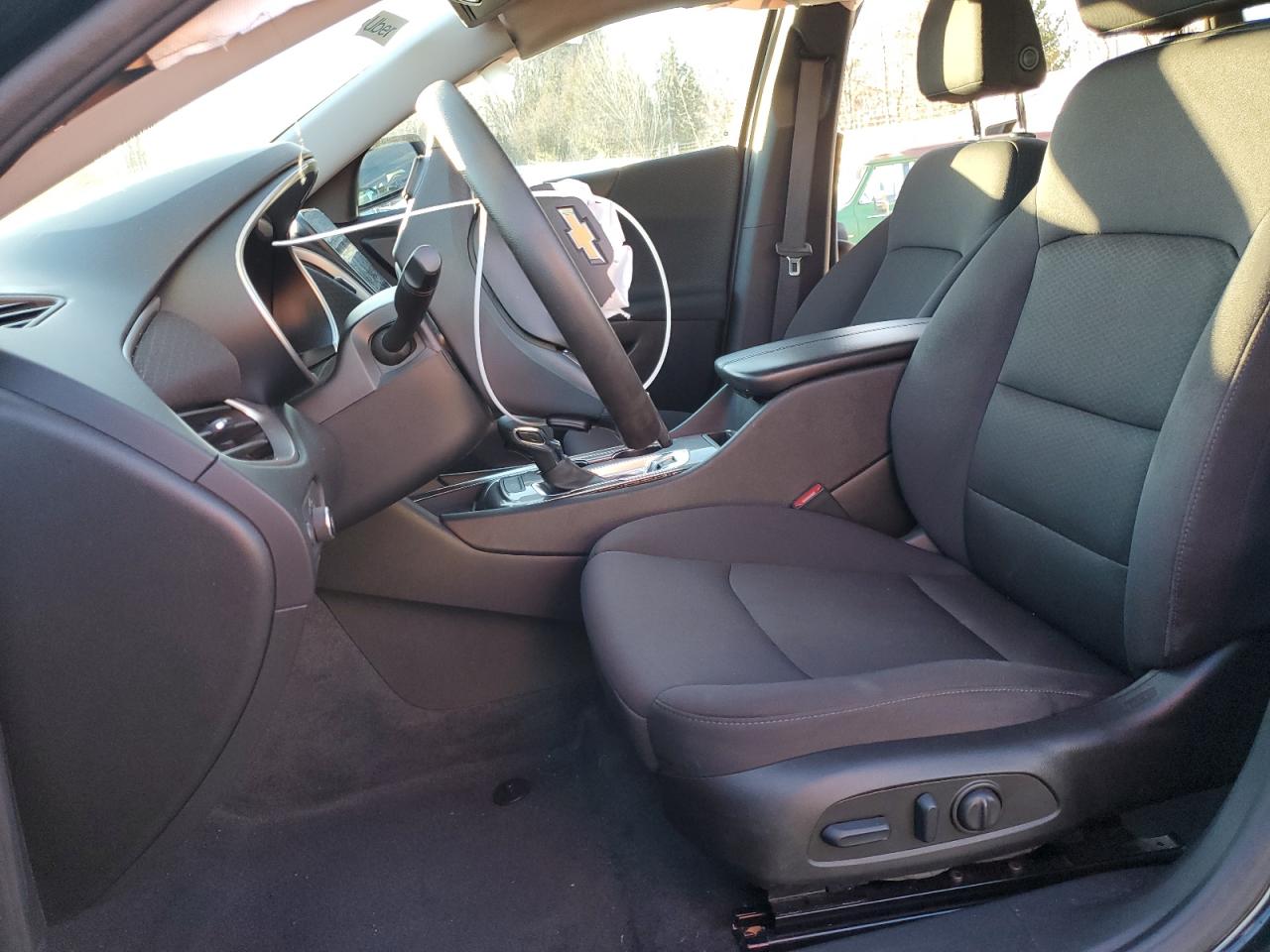2022 Chevrolet Malibu - Image 7