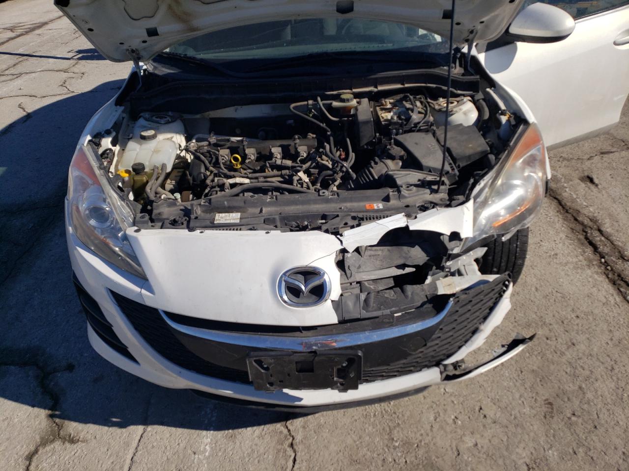 2010 Mazda 3 - Image 11