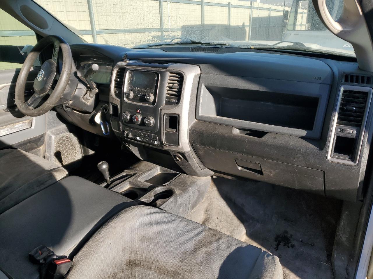 2017 RAM 5500 - Image 9