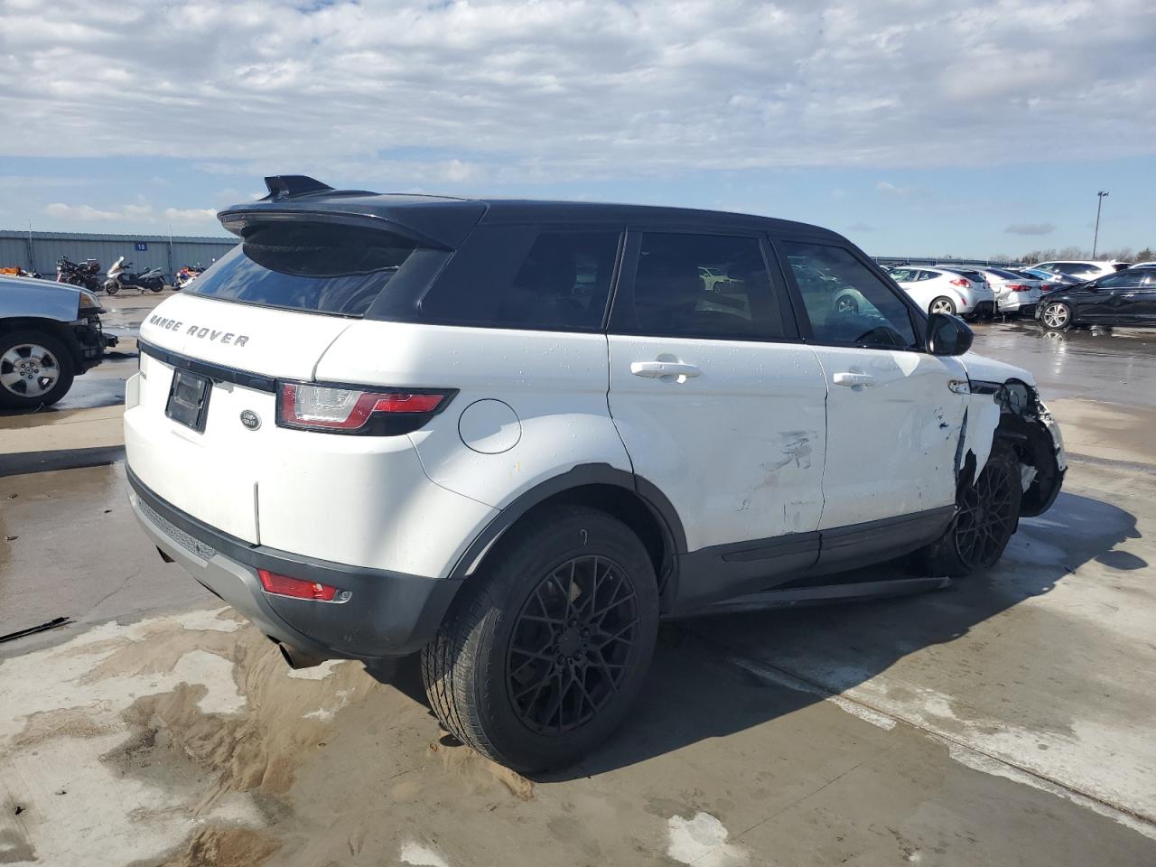2016 Land Rover Range Rover - Image 3