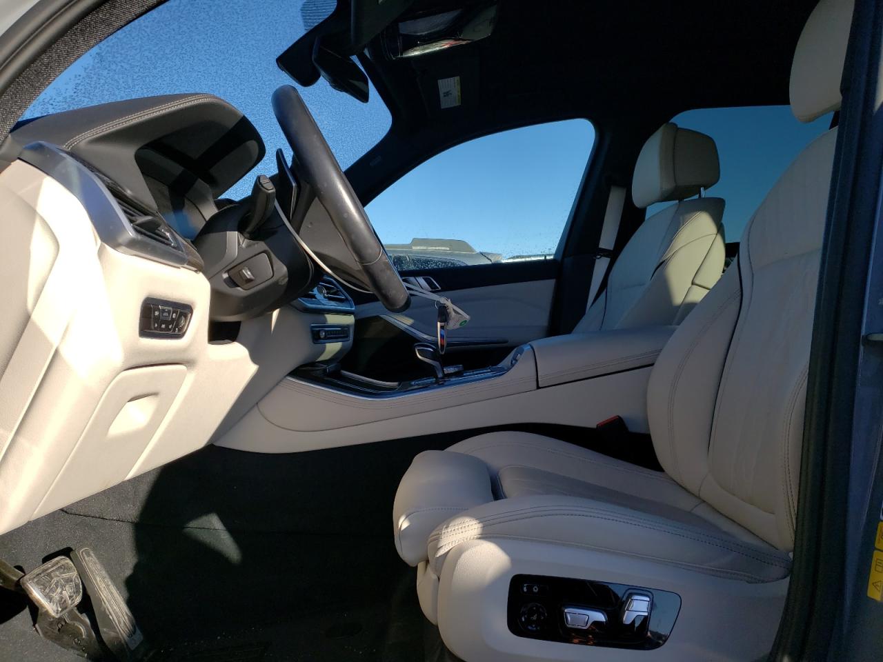 2022 BMW X5 - Image 7