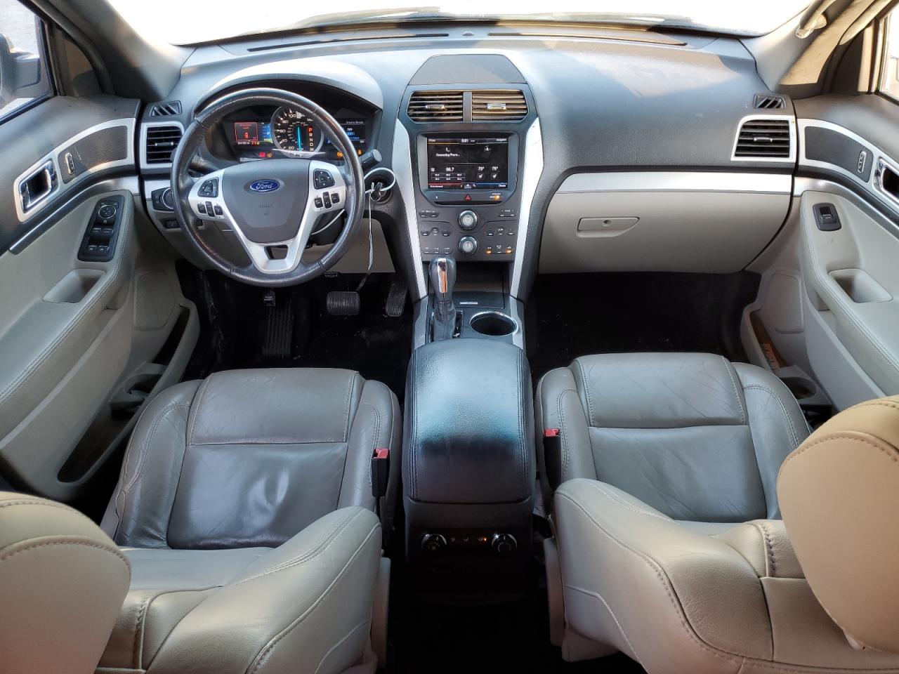 2013 Ford Explorer - Image 8