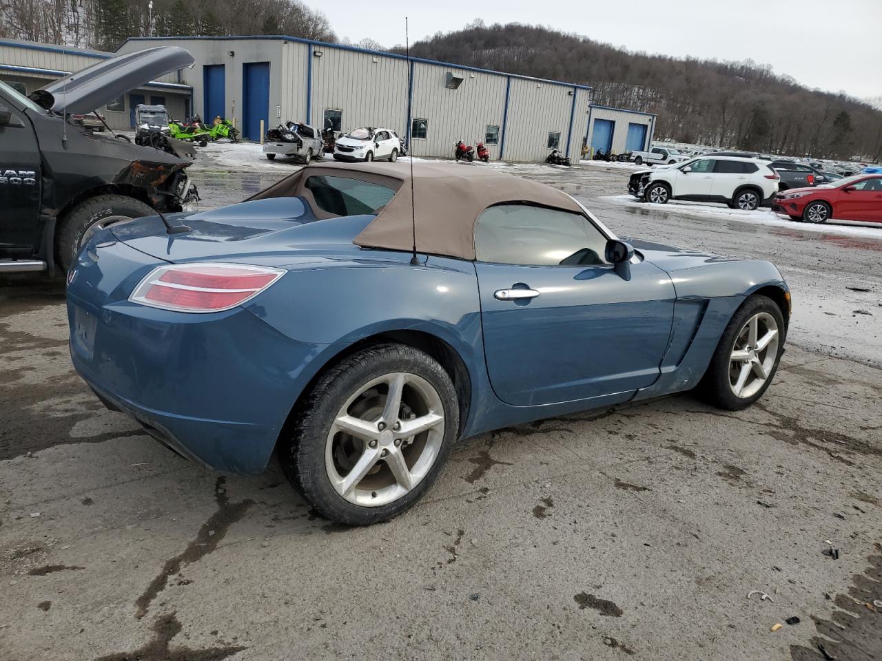 2007 Saturn Sky - Image 3