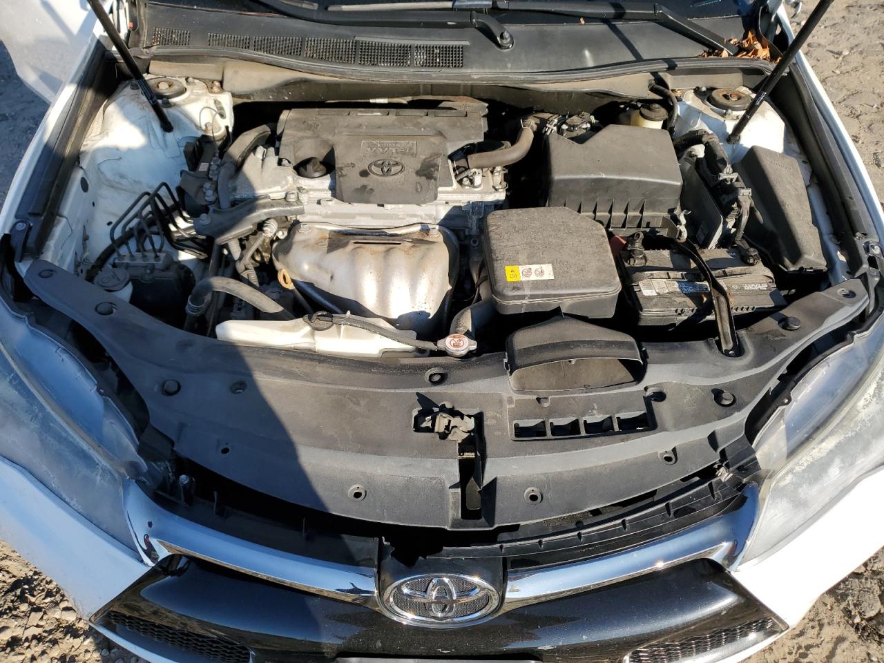 2017 Toyota Camry - Image 11