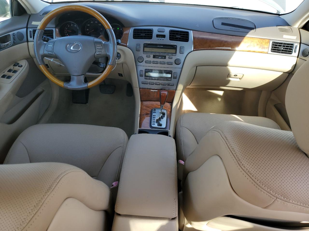 2005 Lexus ES - Image 8