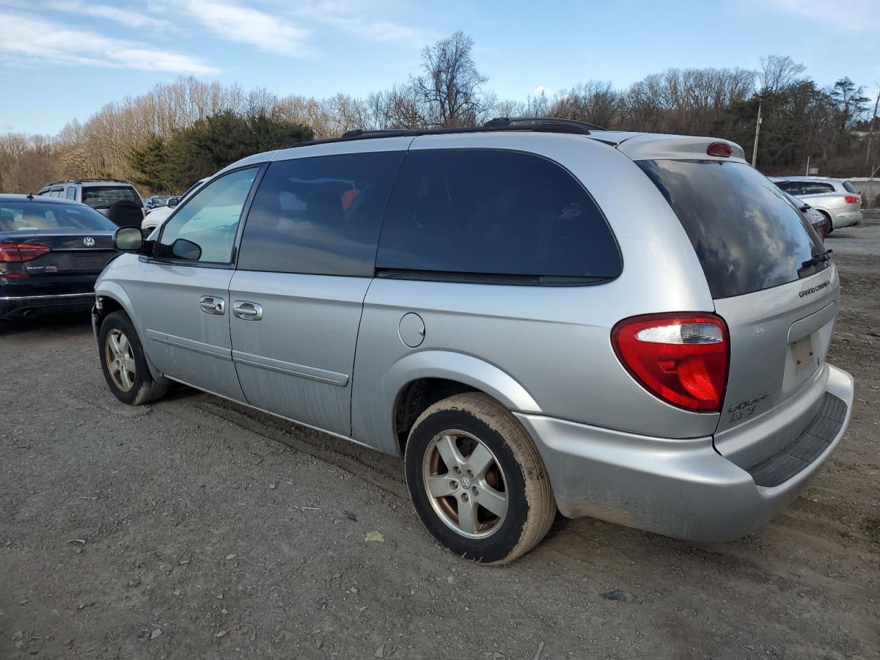 2006 Dodge Caravan - Image 2