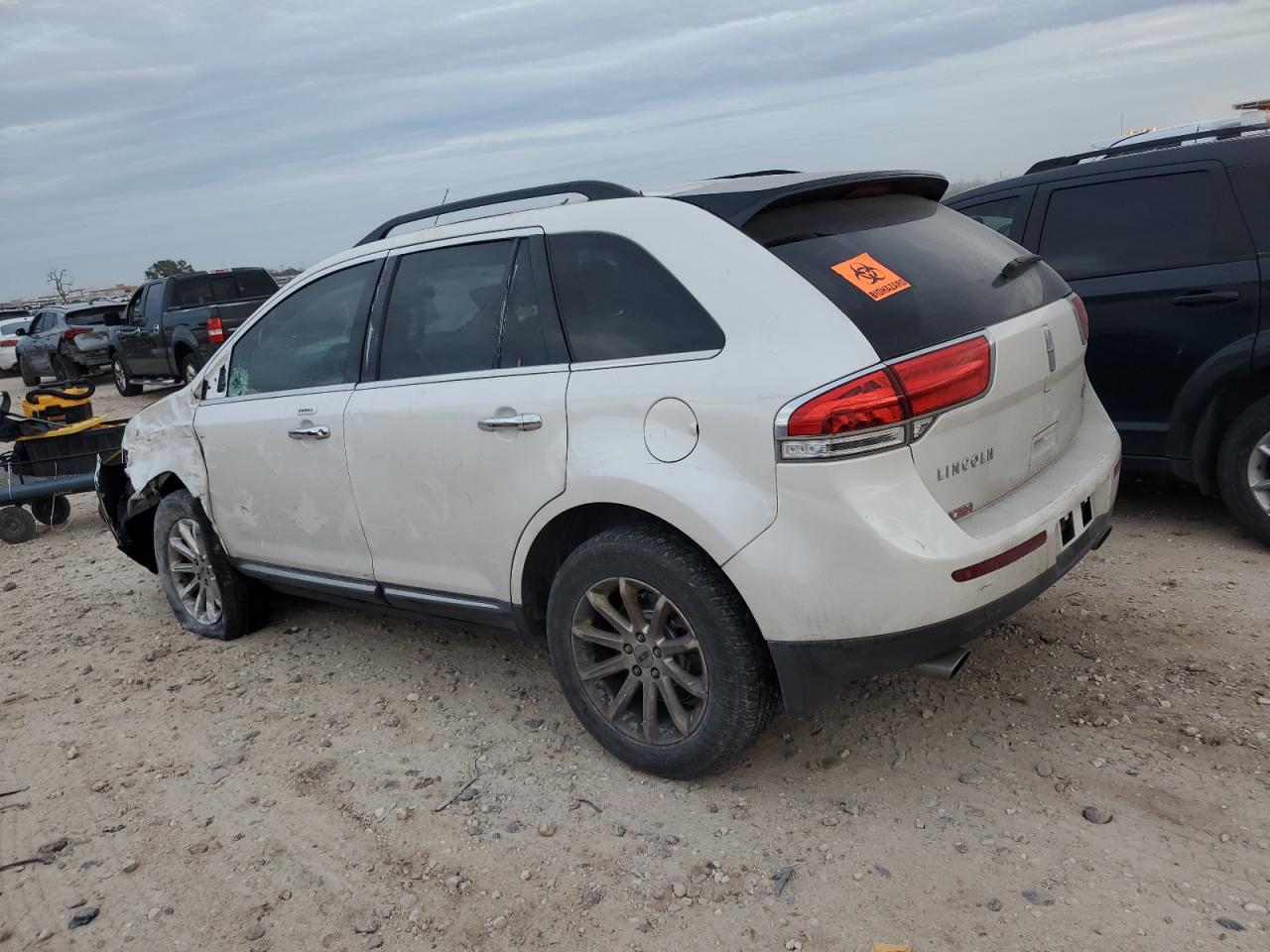 2014 Lincoln MKX - Image 2