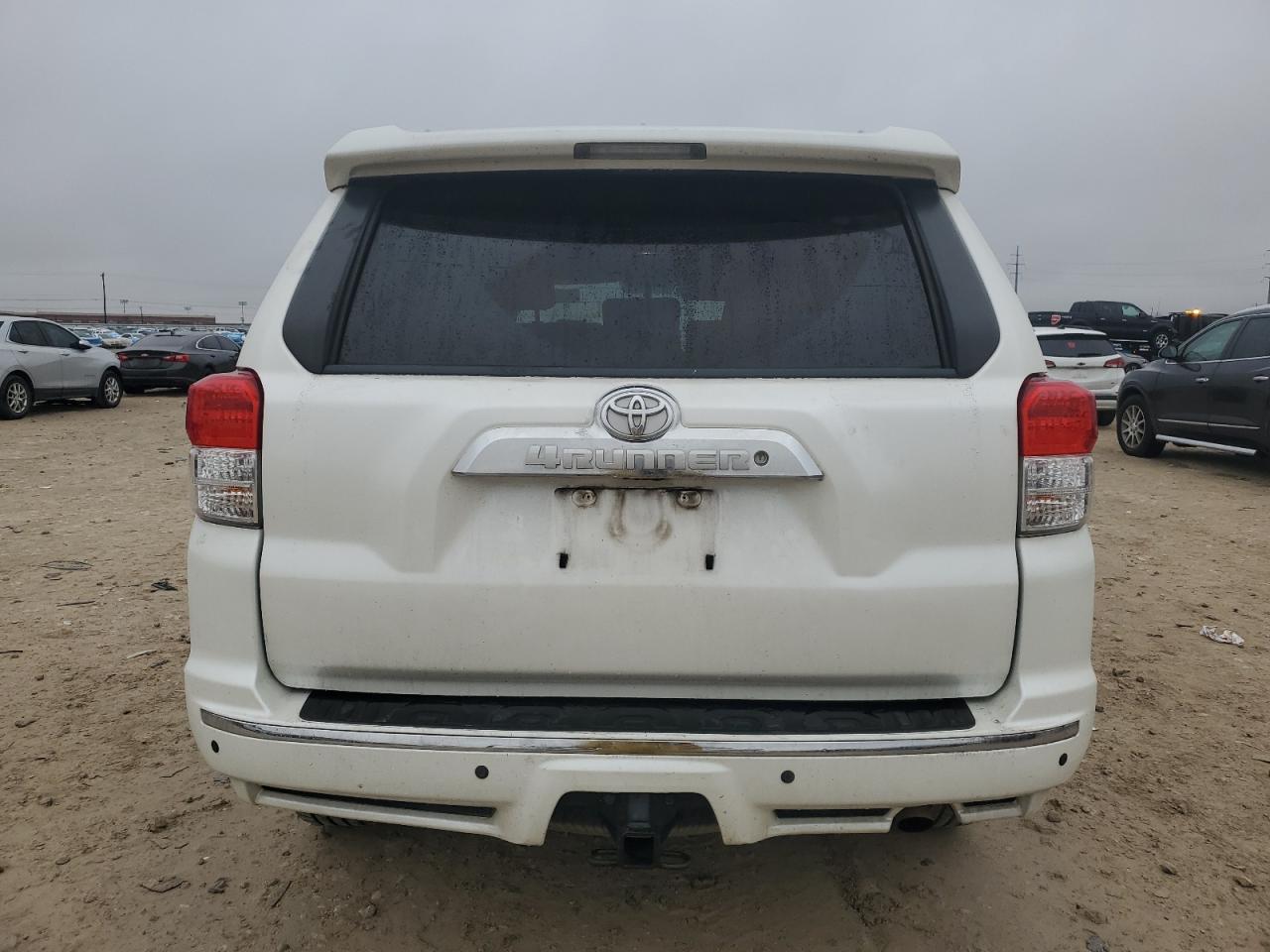 2011 Toyota 4Runner - Image 6