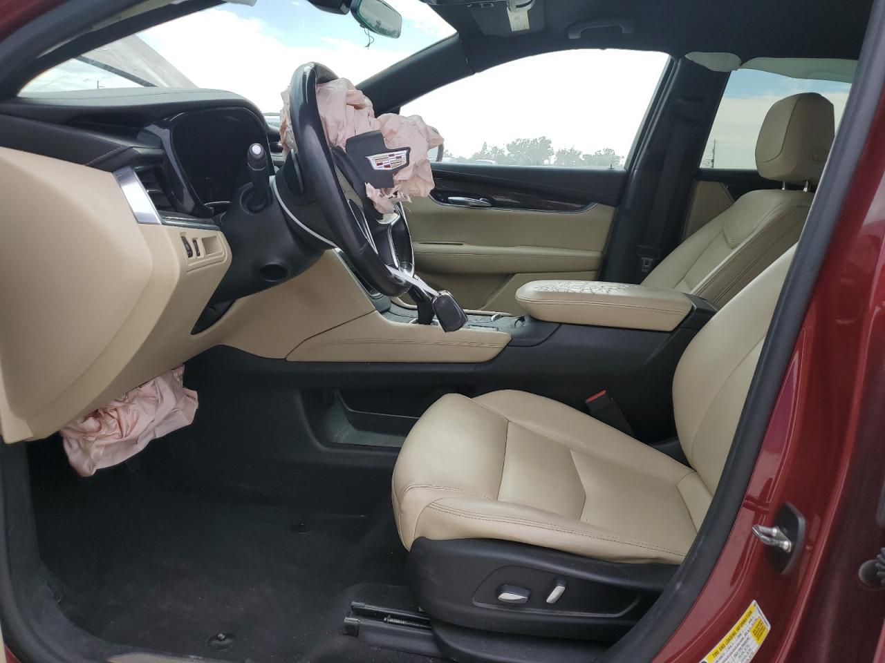 2017 Cadillac XT5 - Image 7