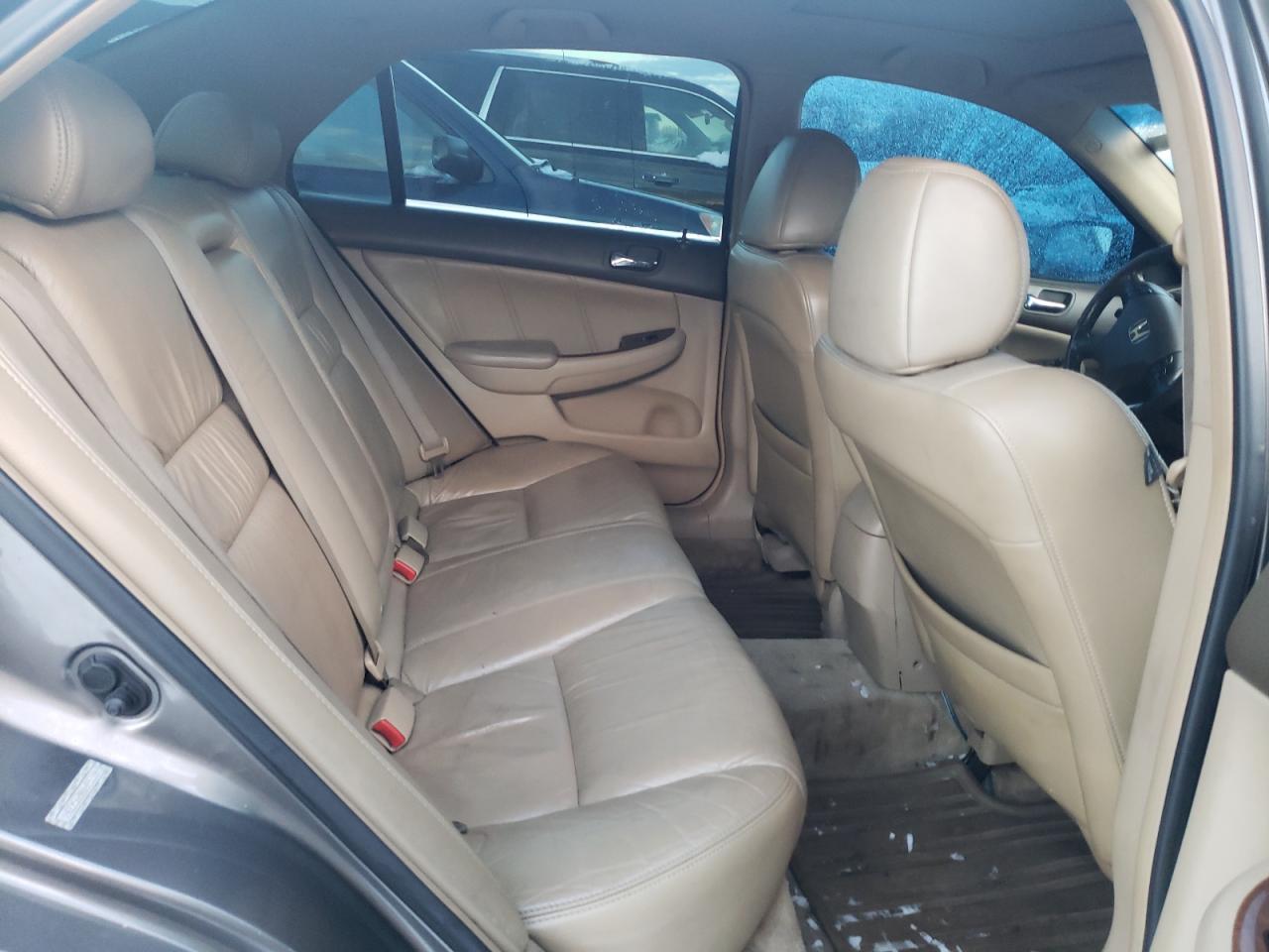 2006 Honda Accord - Image 10
