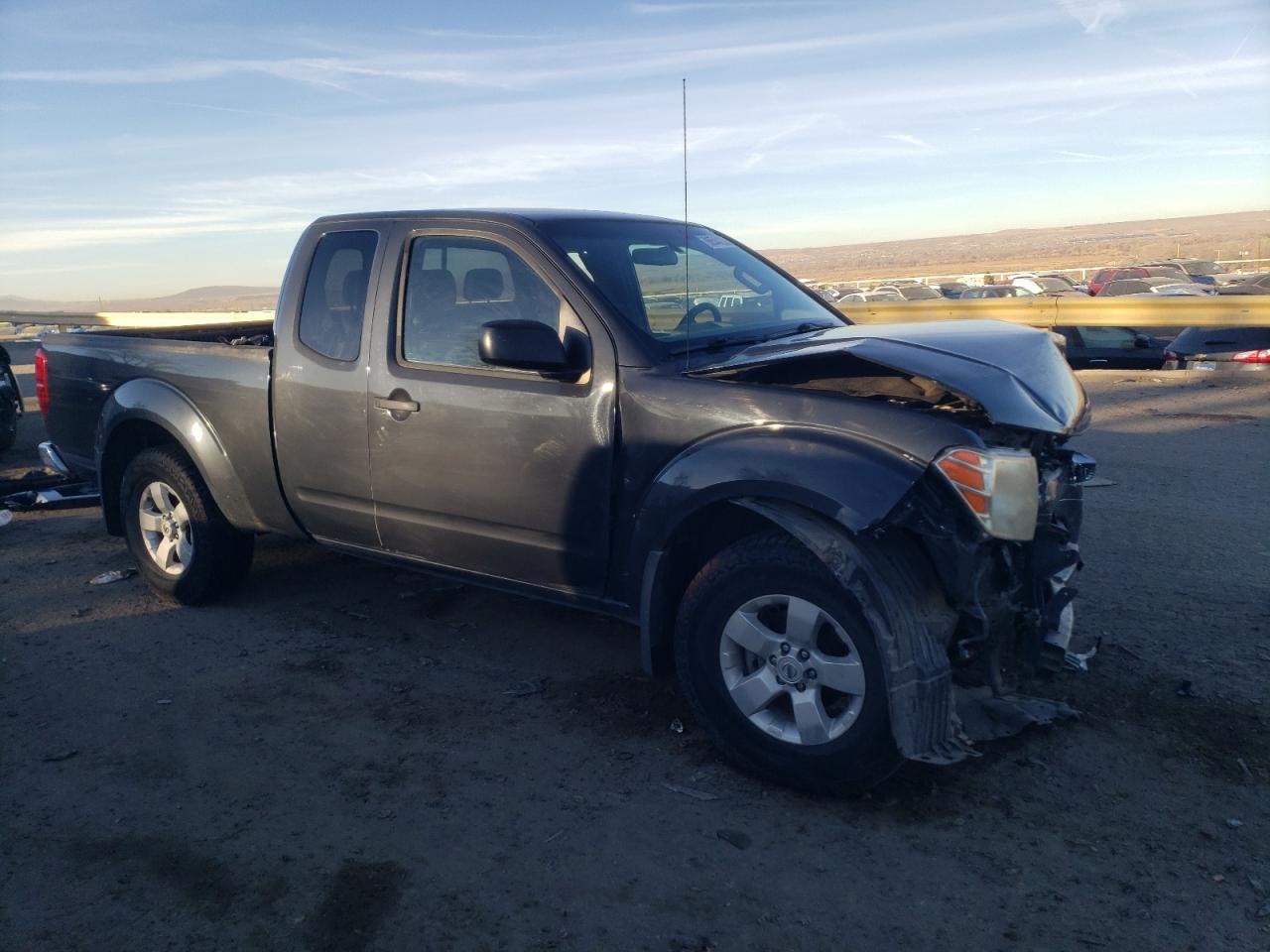 2012 Nissan Navara (Frontier) - Image 4