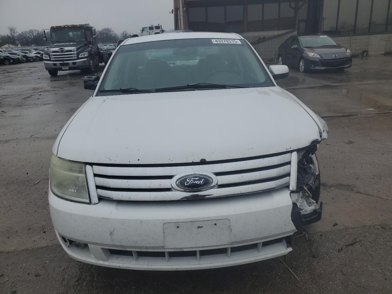 2008 Ford Taurus - Image 5