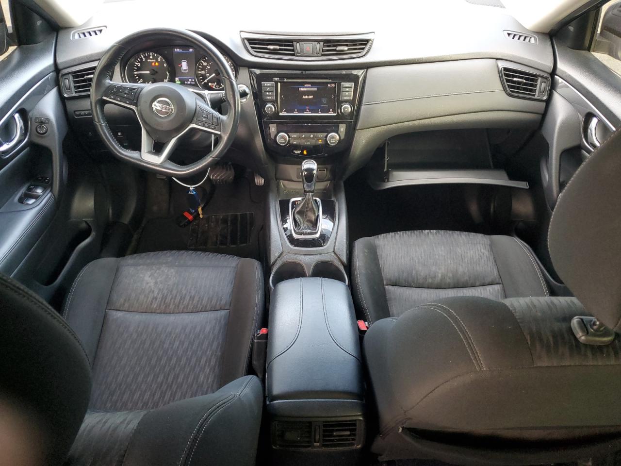 2018 Nissan Rogue - Image 8