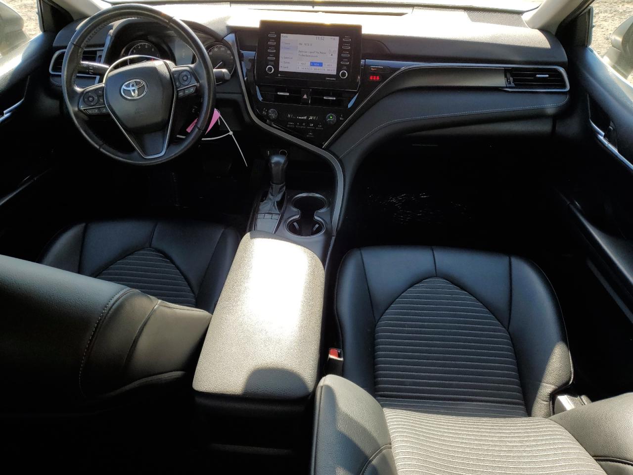 2022 Toyota Camry - Image 8
