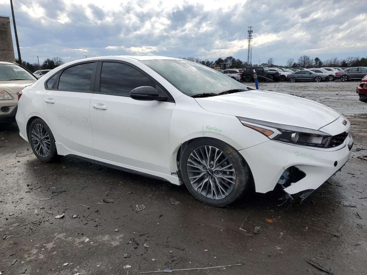 2023 Kia Forte - Image 4
