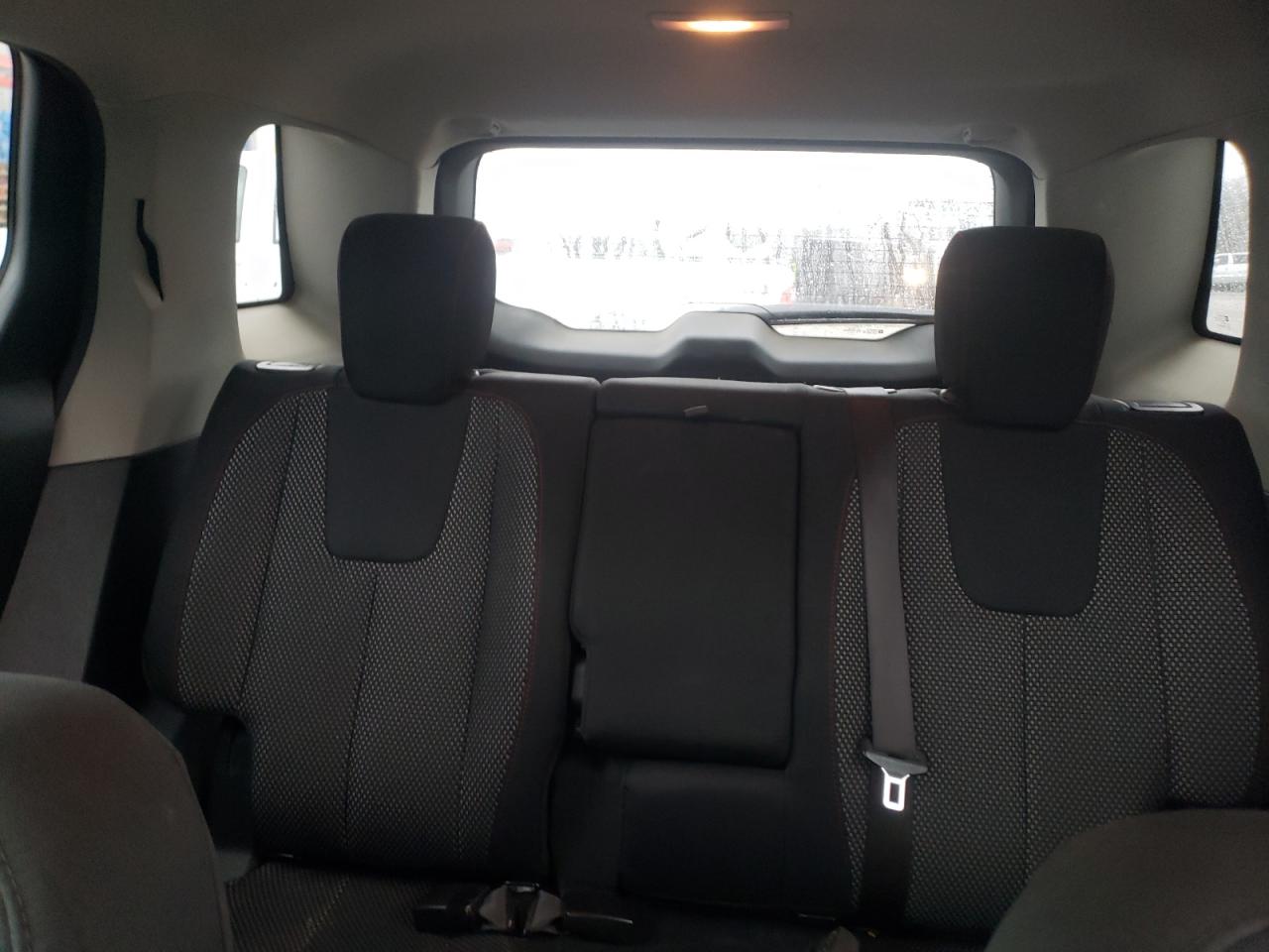 2017 GMC Terrain - Image 10